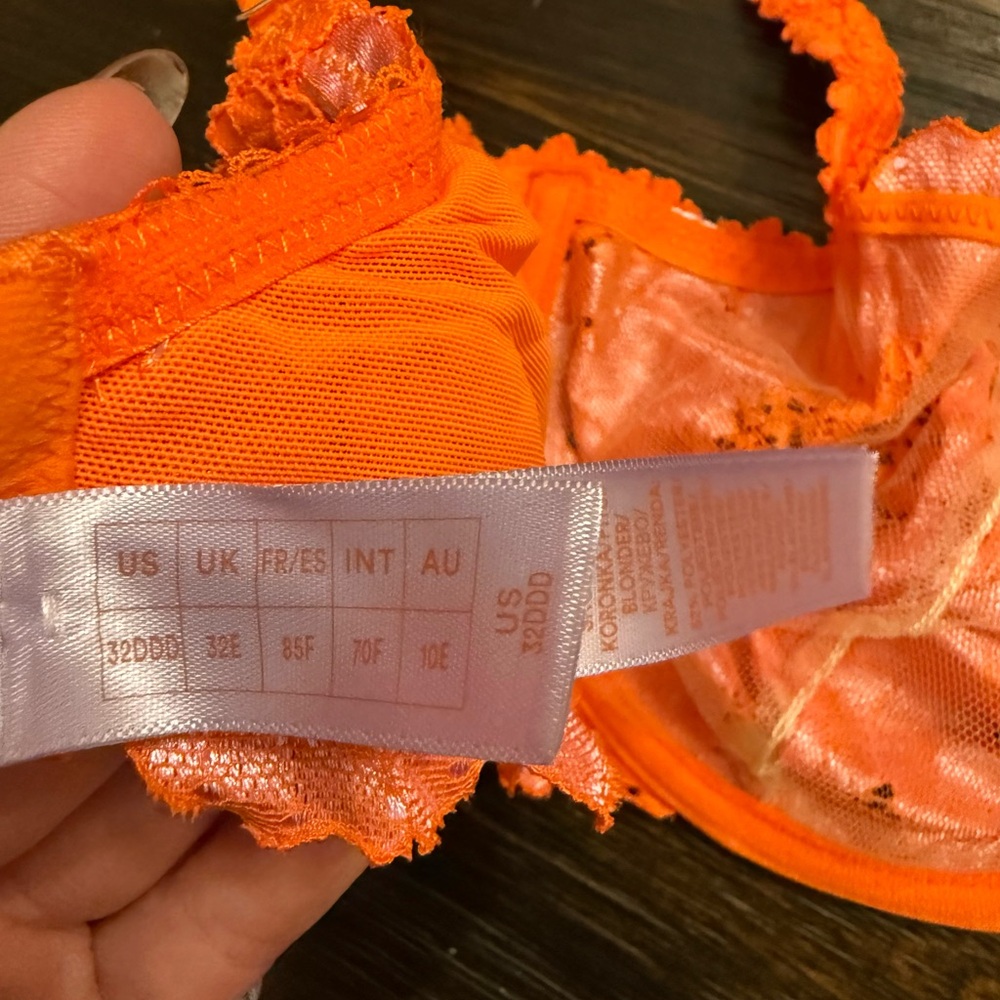Savage X Fenty Lace Trim Orange Bra - Picture 4 of 4